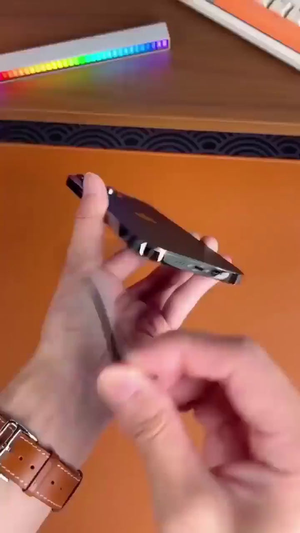 Edge Air minimal iPhone case installation demonstration